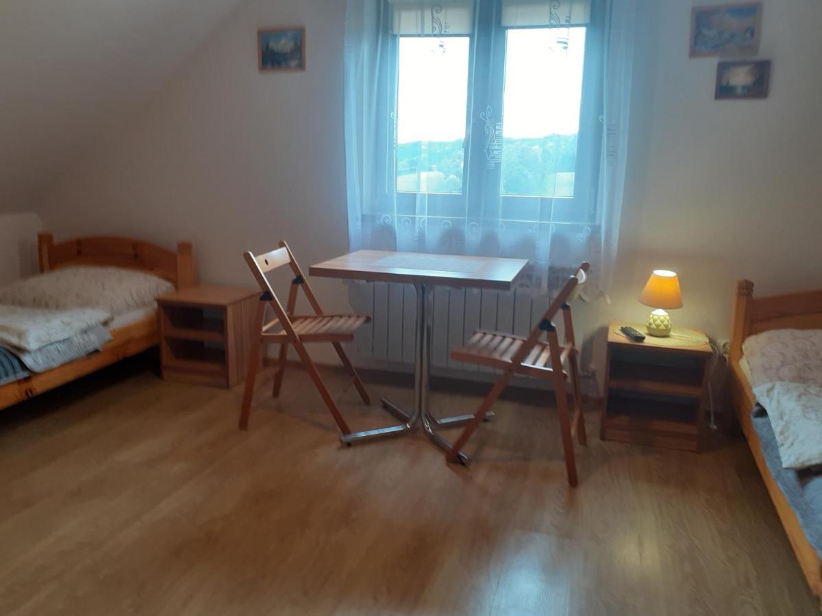 Zielony Zakatek Domki I Pokoje 661-038-537 Polańczyk Exterior foto